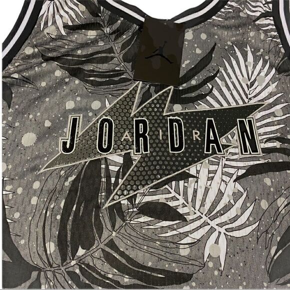 Nike Air Jordan Wings “Floral” Jersey Top size Medium - Picture 2 of 7